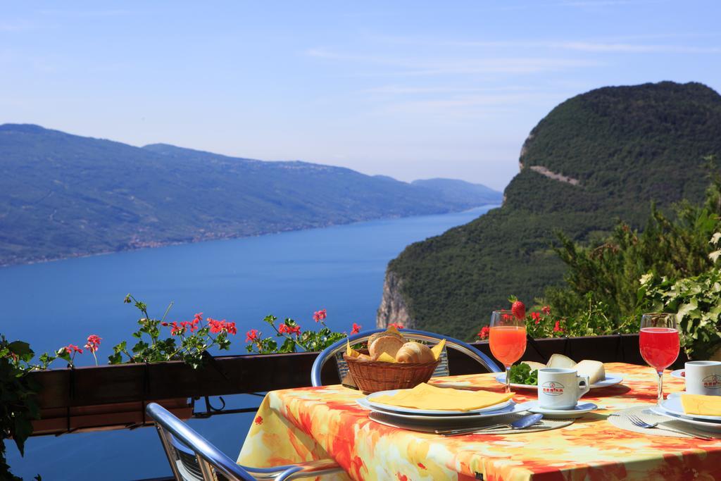 Panorama E Hotel 3*