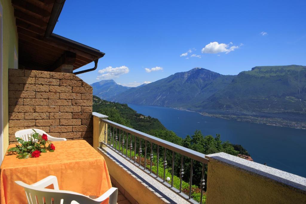 Panorama E Hotel 3*